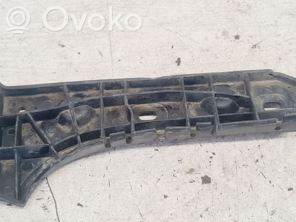 Audi A6 S6 C5 4B Front bumper mounting bracket 