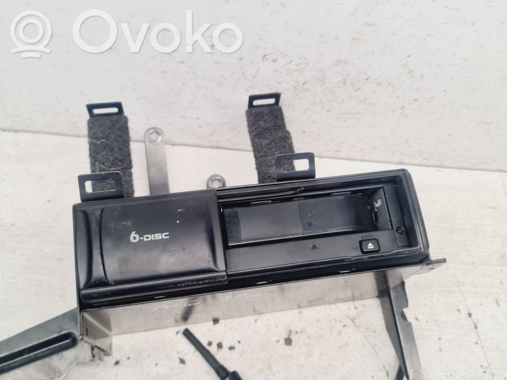 Audi A6 S6 C5 4B CD/DVD keitiklis 