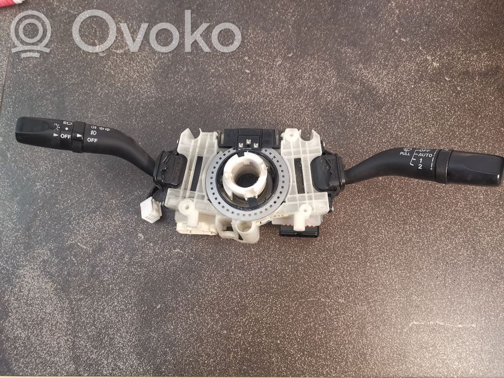 Mazda 6 Pyyhkimen/suuntavilkun vipukytkin 