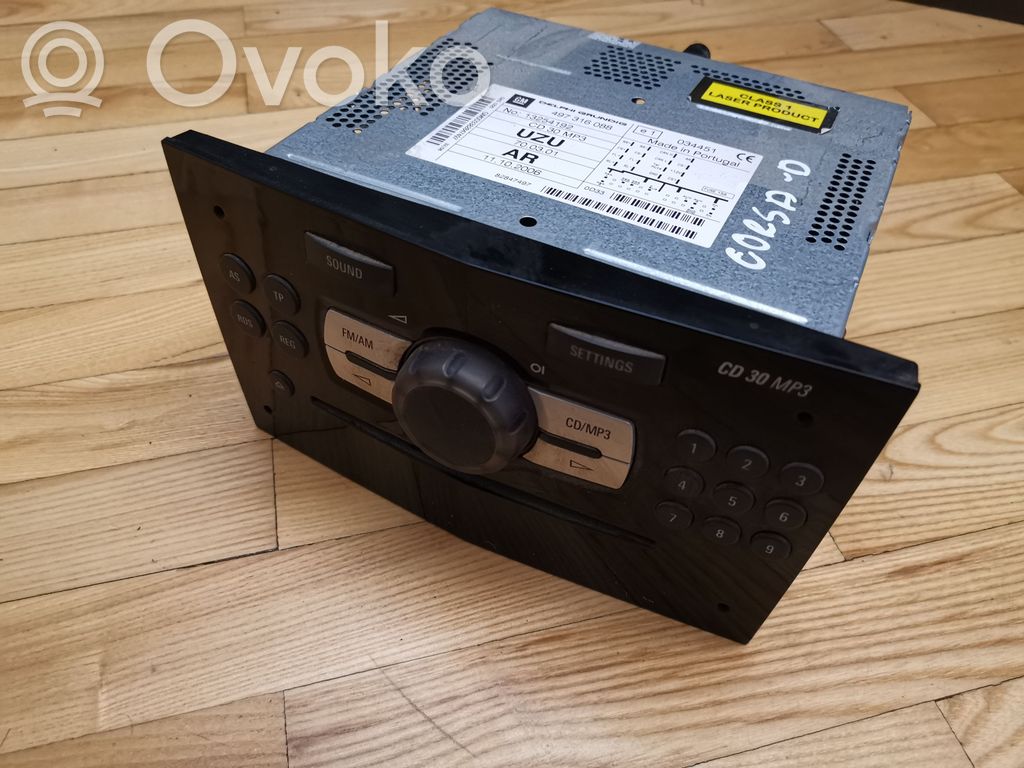 Opel Corsa D Panel / Radioodtwarzacz CD/DVD/GPS 