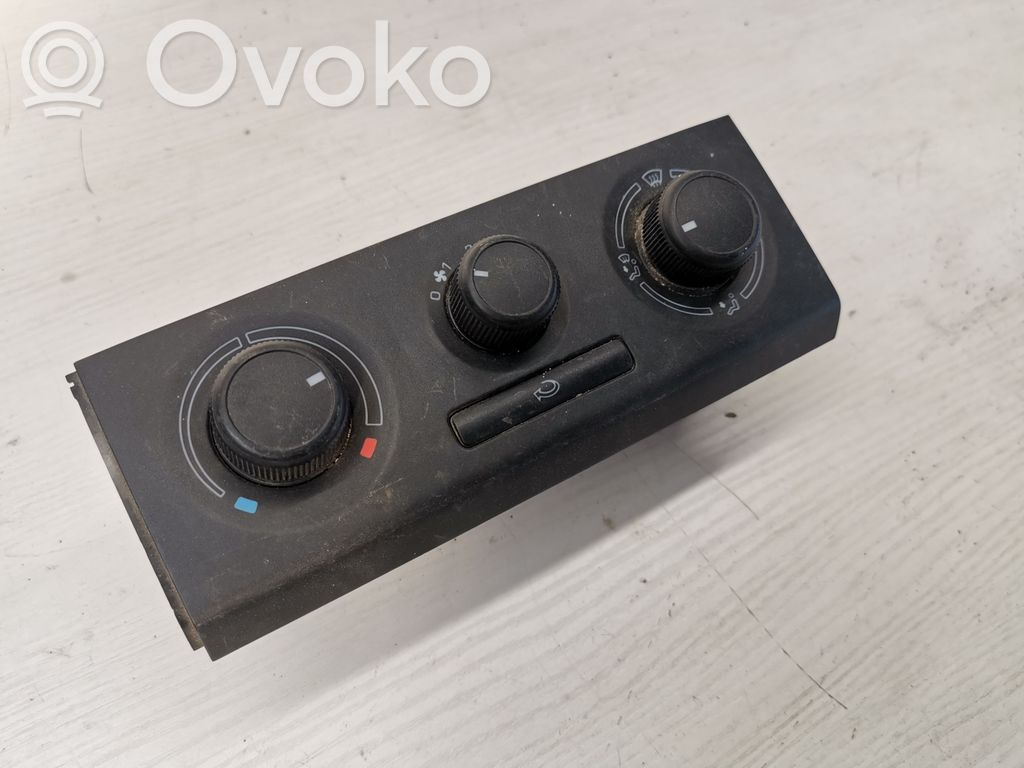 Skoda Fabia Mk2 (5J) Climate control unit 