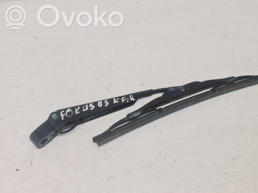 Ford Focus Rear wiper blade arm 