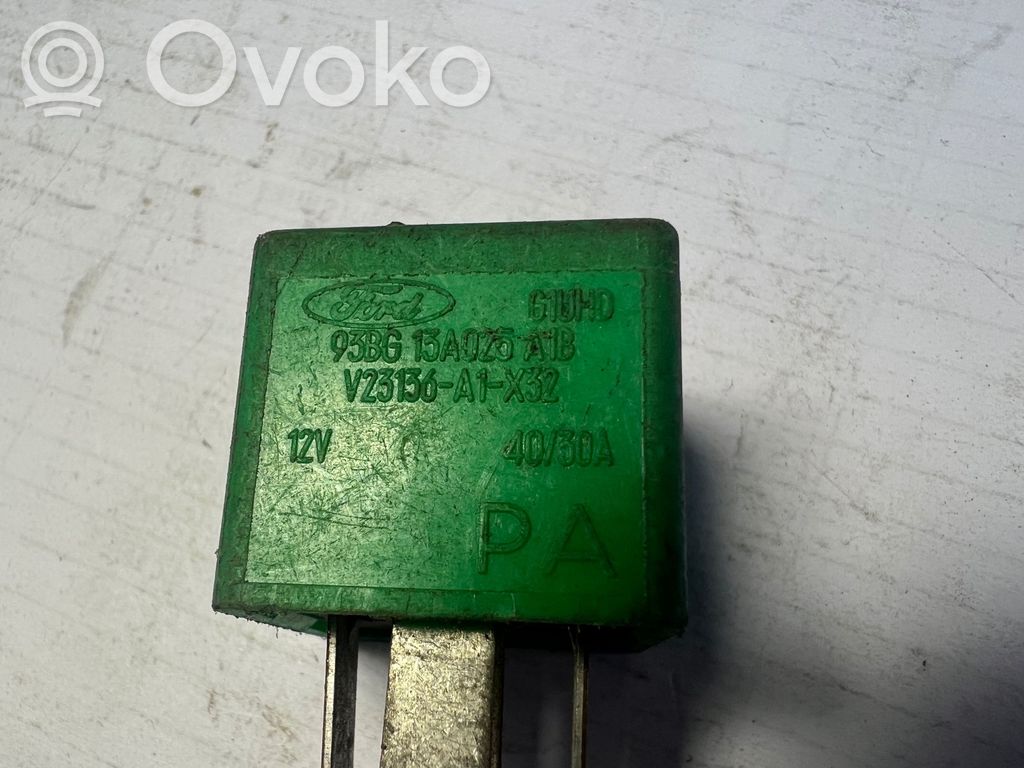 Ford Mondeo MK II Otros relés 