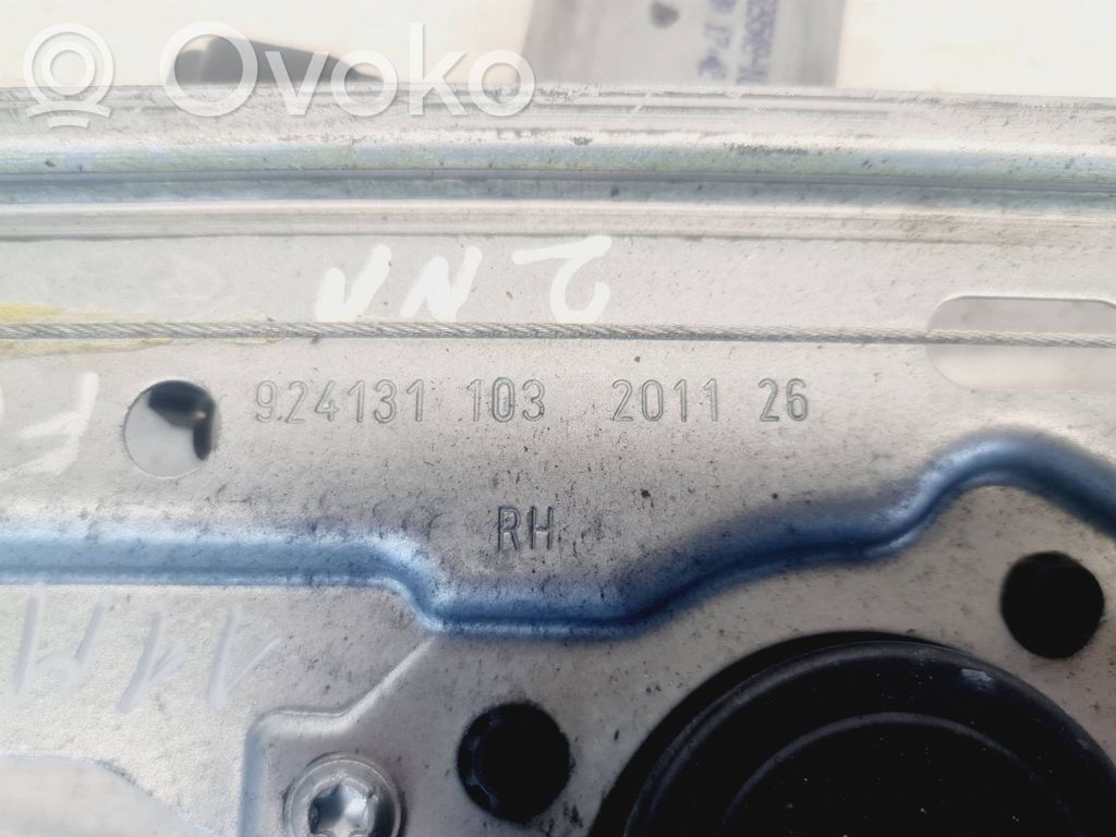 Ford Focus Elektryczny podnośnik szyby drzwi tylnych 
