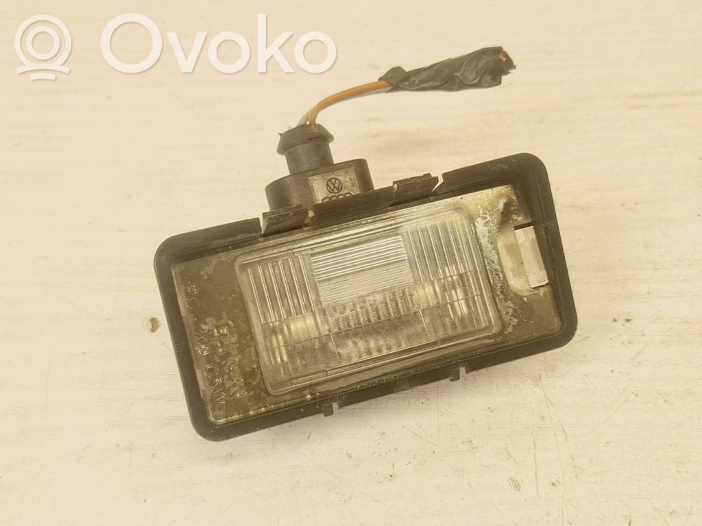 Seat Ibiza II (6k) Lampa oświetlenia tylnej tablicy rejestracyjnej 