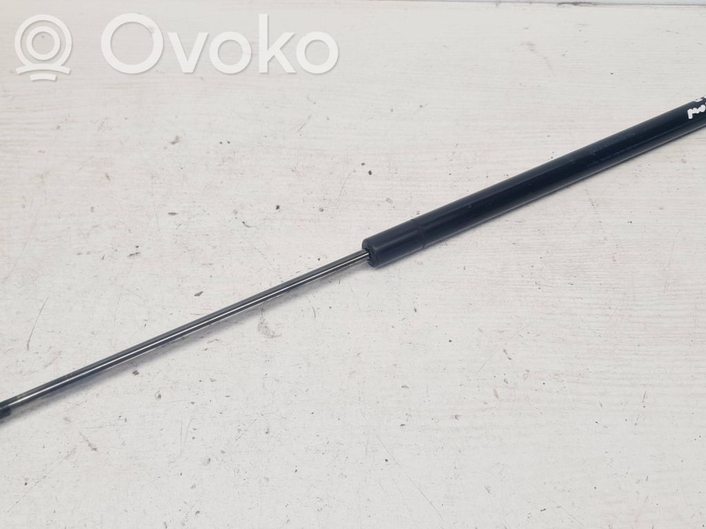 Ford Mondeo Mk III Bagāžnieka amortizators 