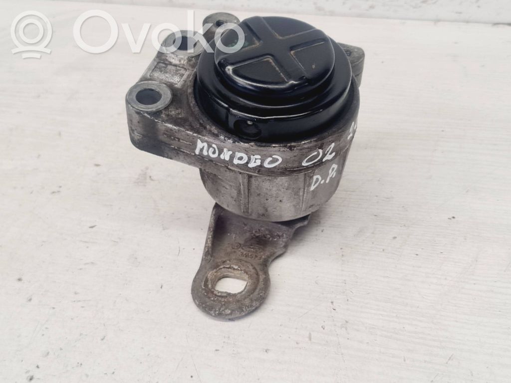 Ford Mondeo Mk III Engine mount bracket 