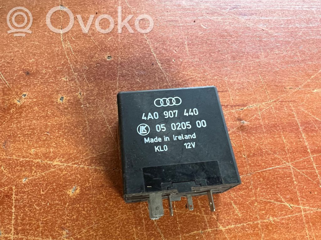 Audi A4 S4 B5 8D Muu rele 