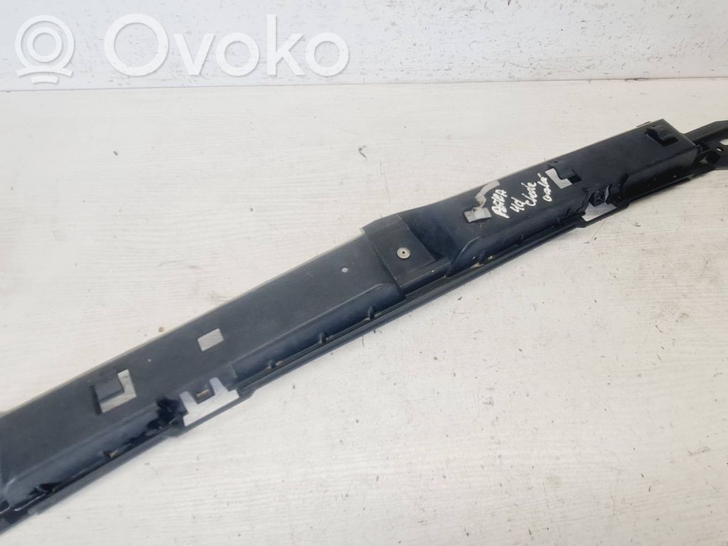 Opel Astra H Rear bumper mounting bracket 