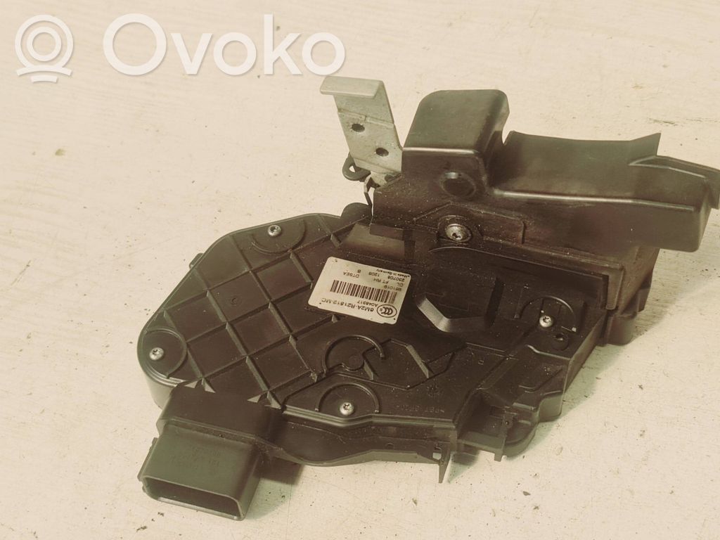 Ford S-MAX Priekšpusē slēdzene 