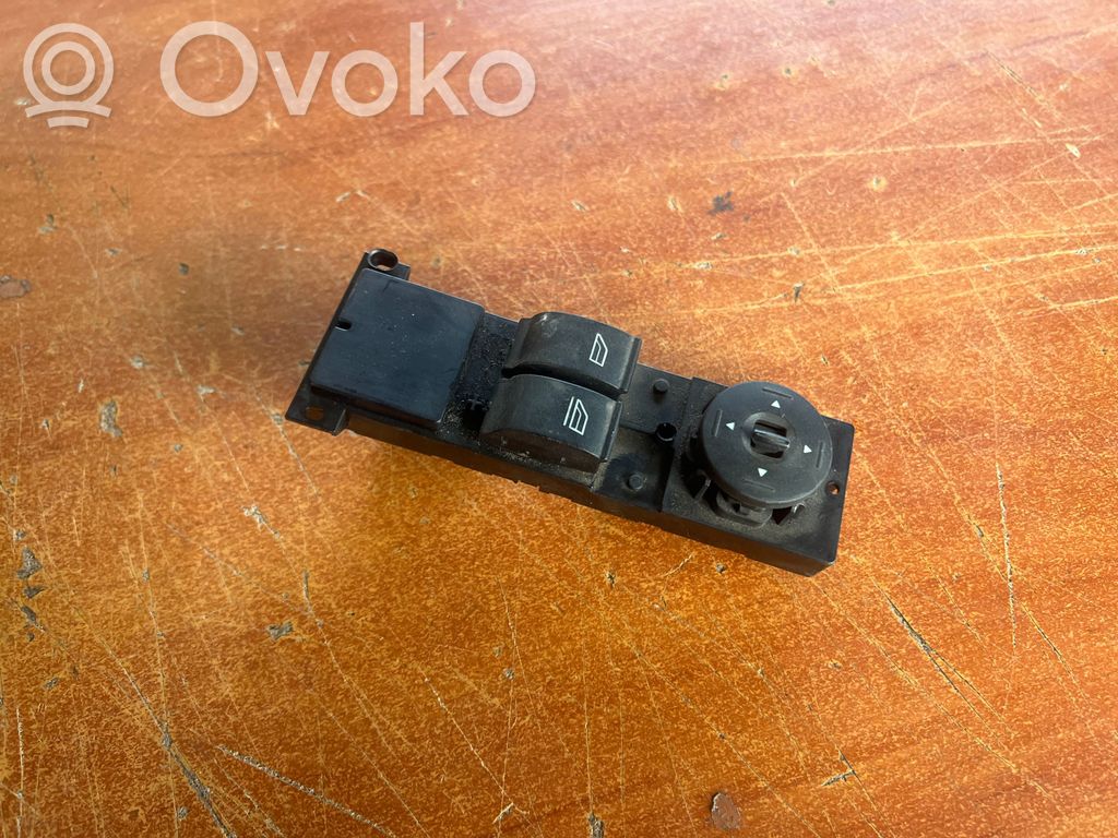 Ford Focus C-MAX Electric window control switch 