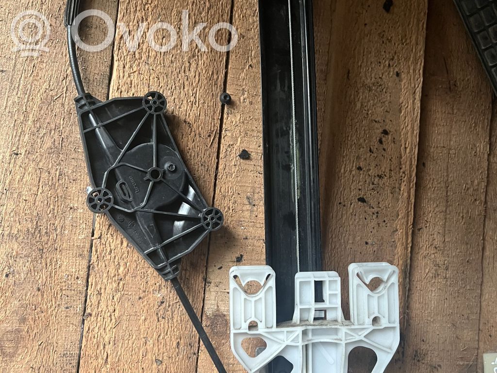 Audi A4 S4 B6 8E 8H Mechanizm podnoszenia szyby tylnej bez silnika 
