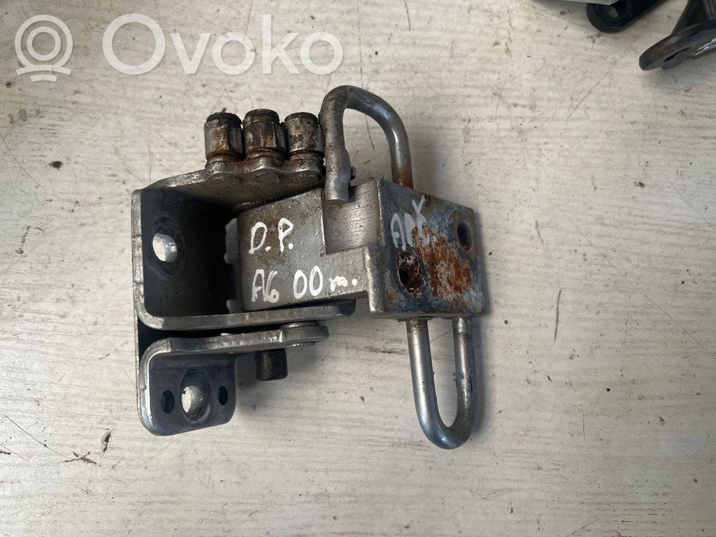 Audi A6 S6 C5 4B Etuoven alasarana 