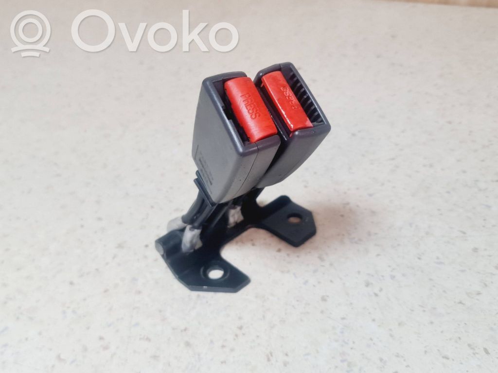 Volvo S40, V40 Klamra tylnego pasa bezpieczeństwa 