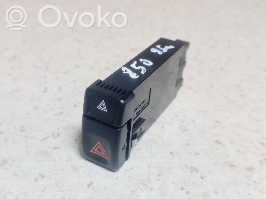 Volvo 850 Hazard light switch 
