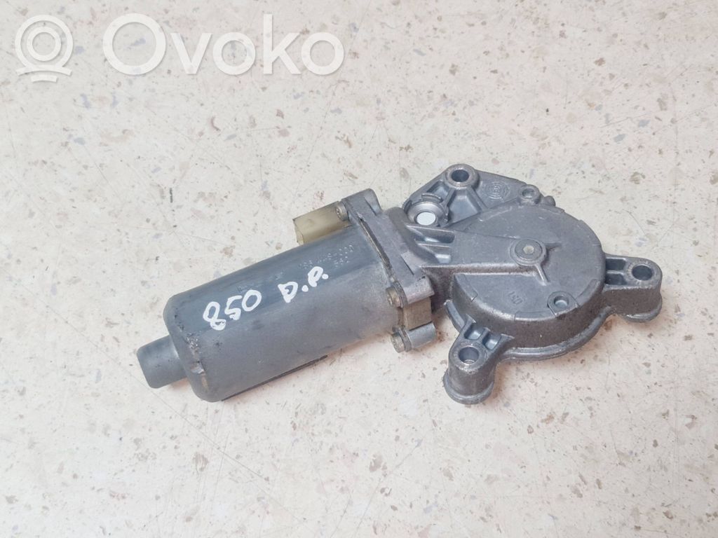 Volvo 850 Silnik regulatora szyby drzwi przednich 
