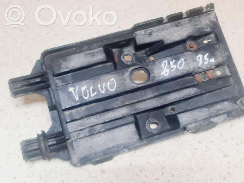 Battery bracket   9133441