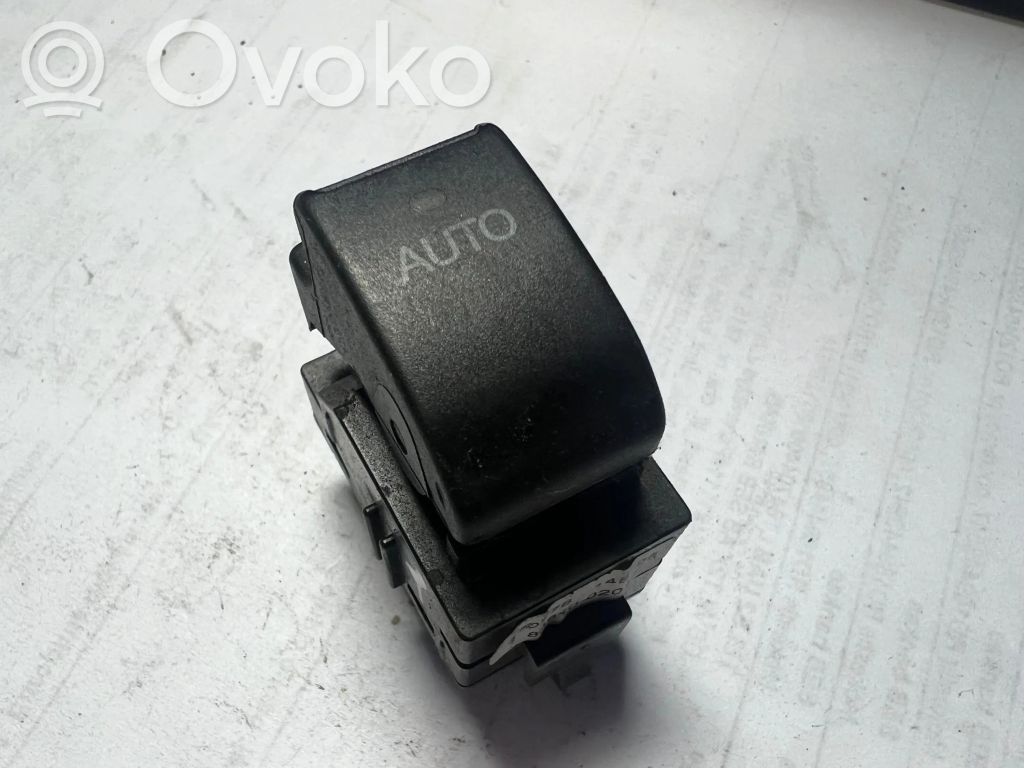 Toyota Corolla E120 E130 Electric window control switch 