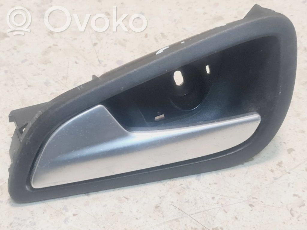 Ford Focus Manecilla interna puerta trasera 