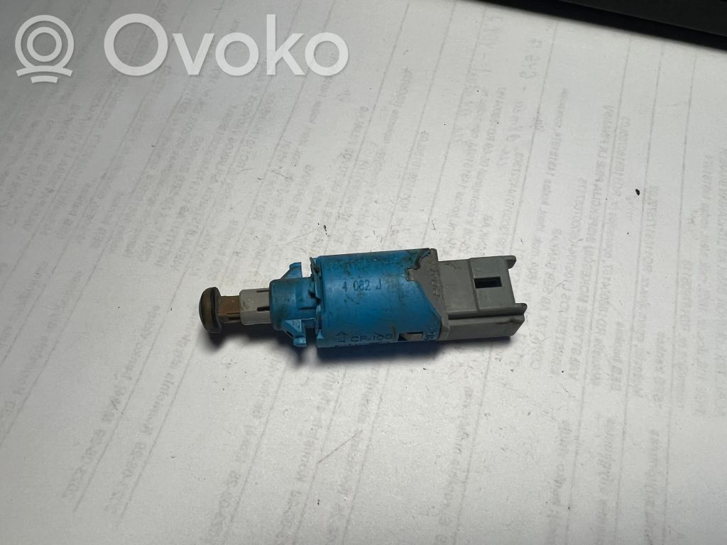 Renault Scenic II -  Grand scenic II Brake pedal sensor switch 
