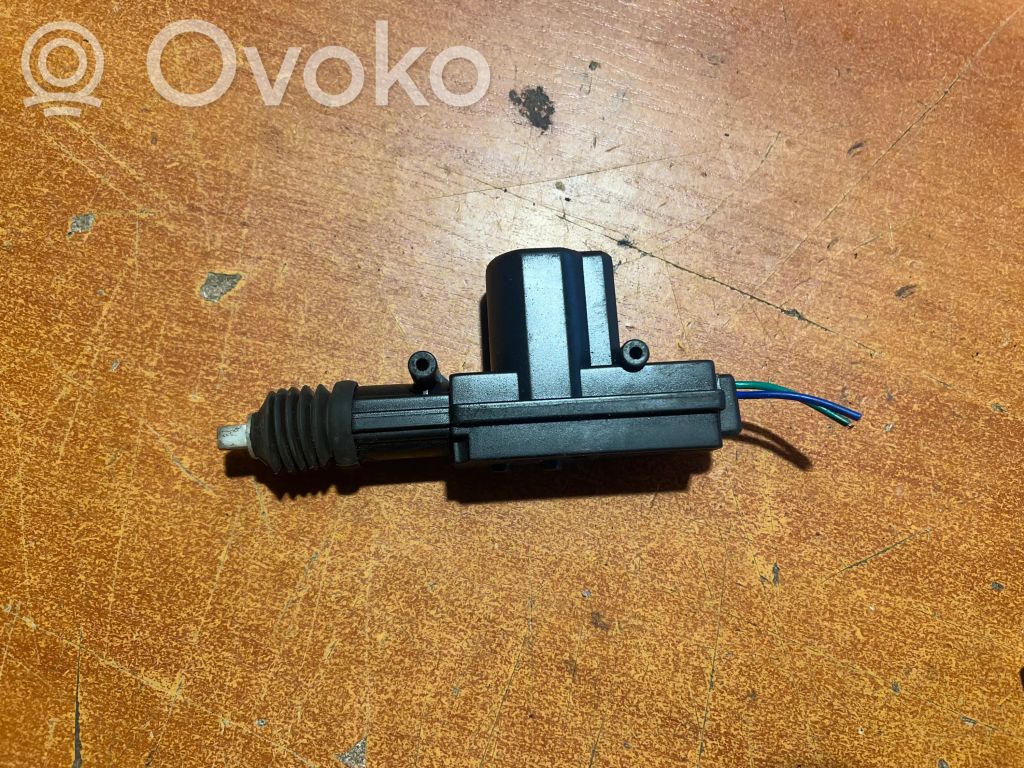 Volkswagen Transporter - Caravelle T4 Central locking motor 