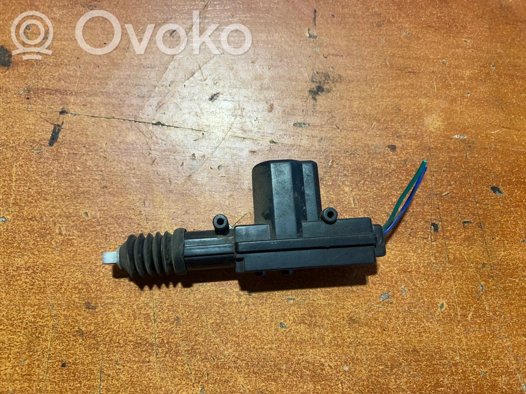 Volkswagen Transporter - Caravelle T4 Central locking motor 