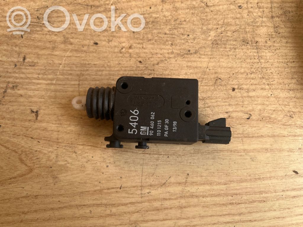 Opel Astra G Central locking motor 