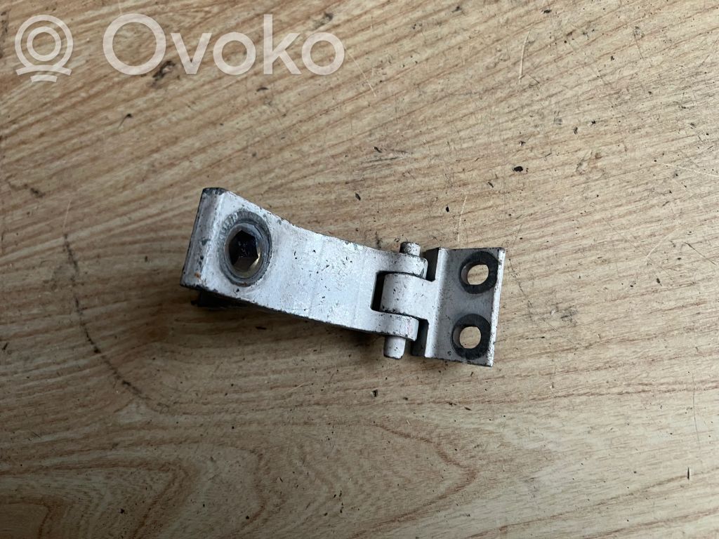Audi 80 90 B3 Front door upper hinge 