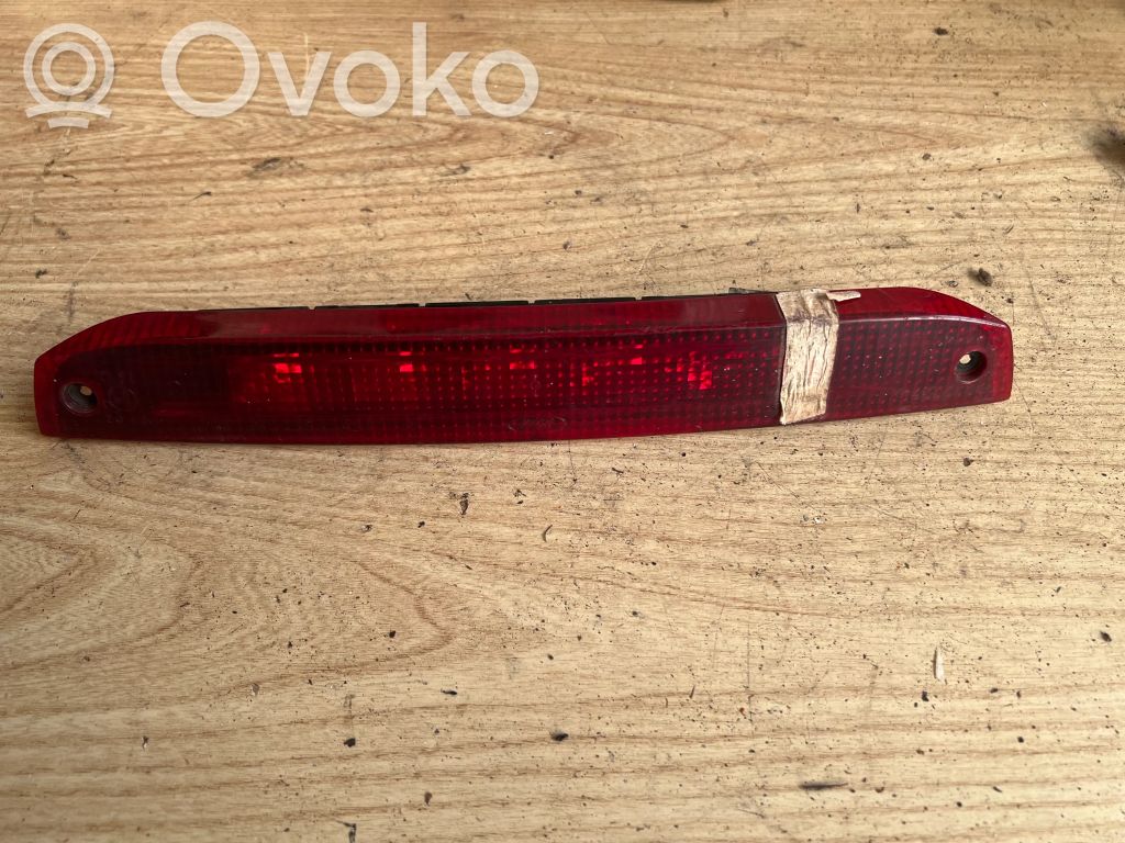 Ford Focus Third/center stoplight 