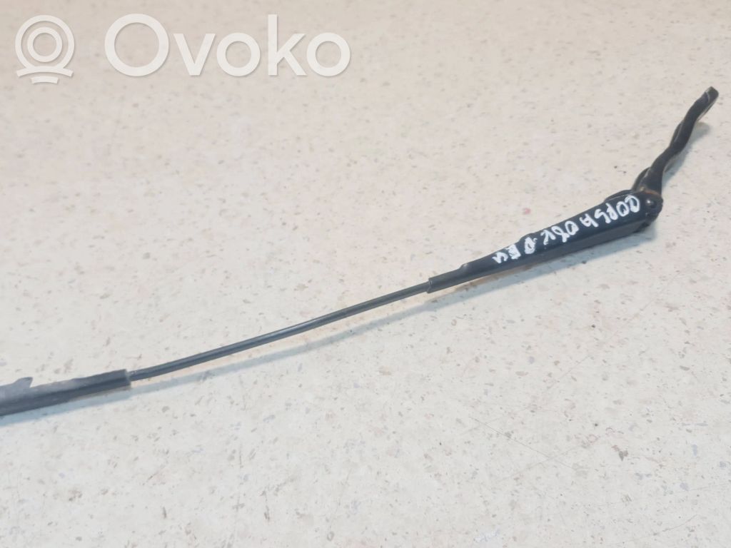 Opel Corsa D Wischerarm vorne 