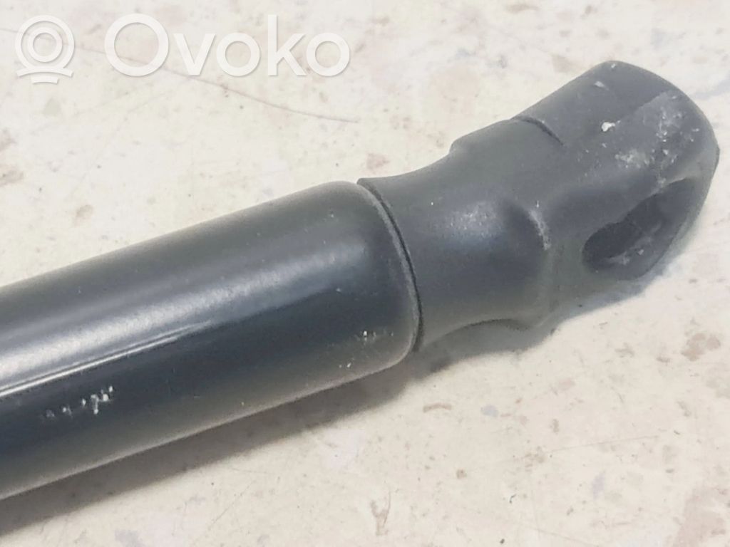 Opel Corsa D Tailgate/trunk strut/damper 