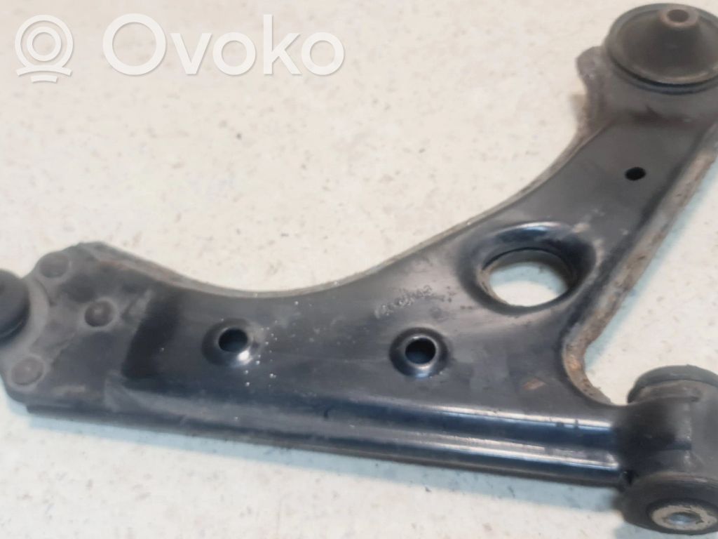 Front lower control arm/wishbone   C724,C560,17410