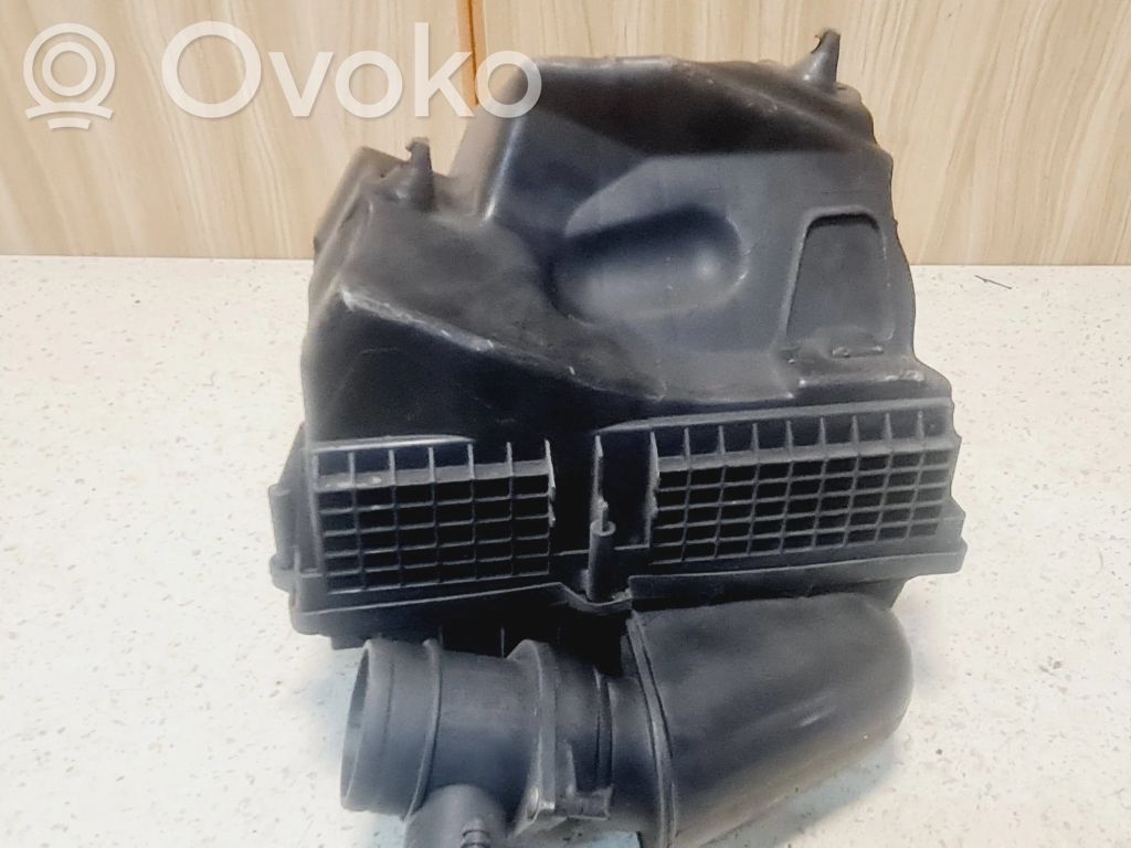 Ford Galaxy Air filter box 