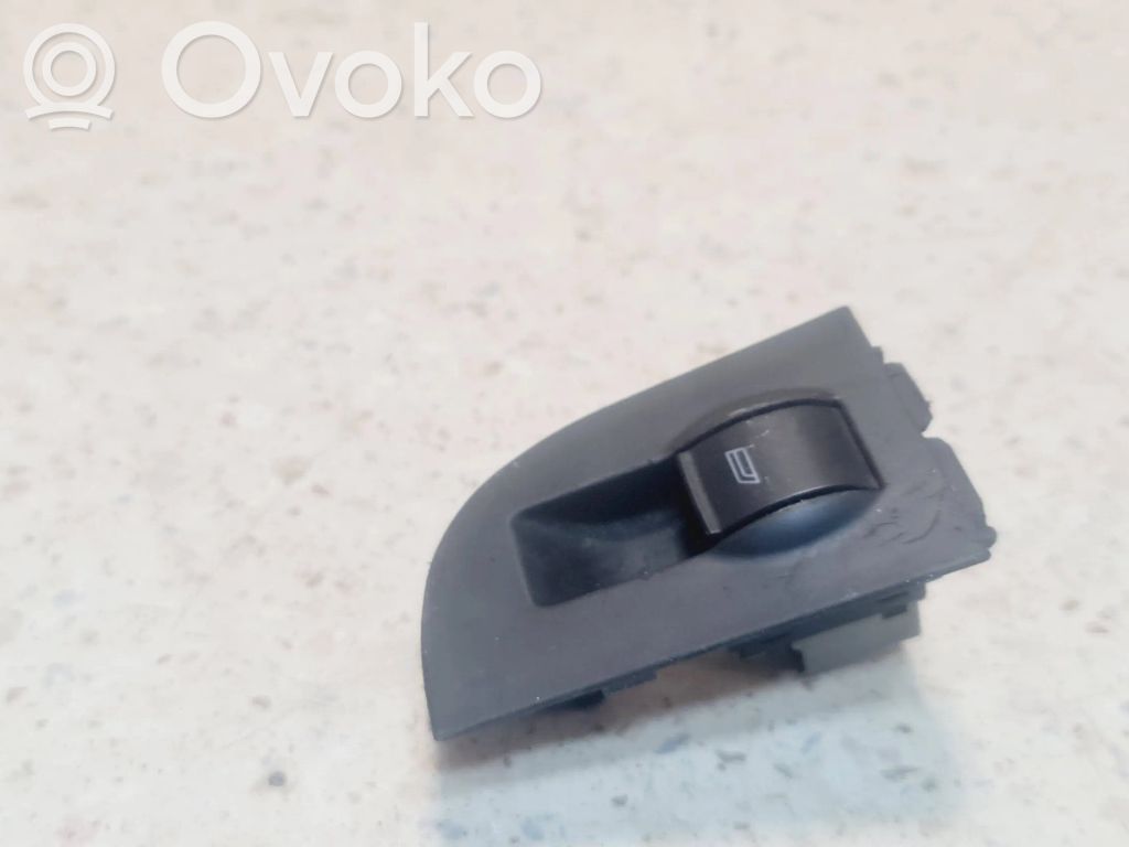 Audi A6 S6 C5 4B Electric window control switch 