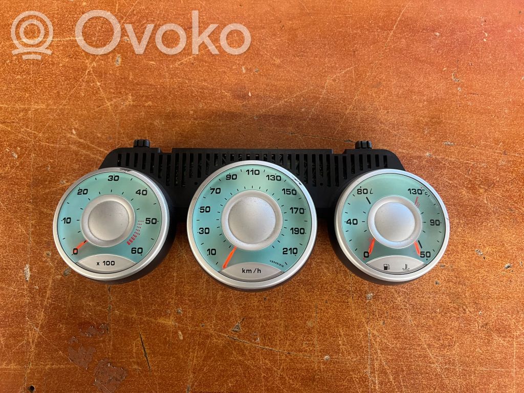 Citroen C8 Speedometer (instrument cluster) 