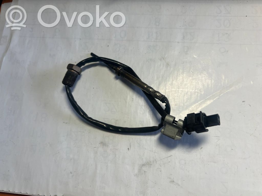 BMW 5 G30 G31 G38 Pakokaasun lämpötila-anturi 