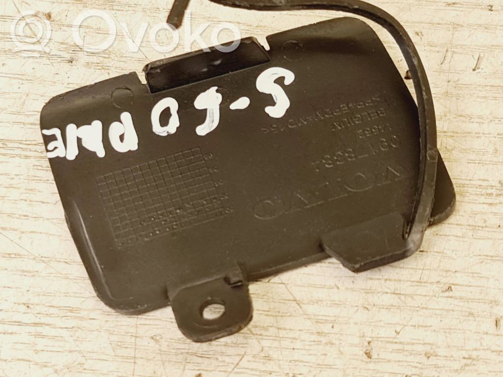 Volvo S60 Priekinis tempimo kilpos dangtelis 