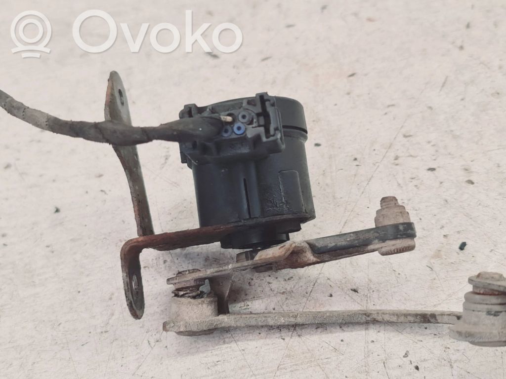 Mercedes-Benz E W210 Headlight/headlamp level sensor 