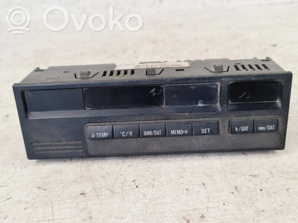 BMW 3 E36 Climate control unit 