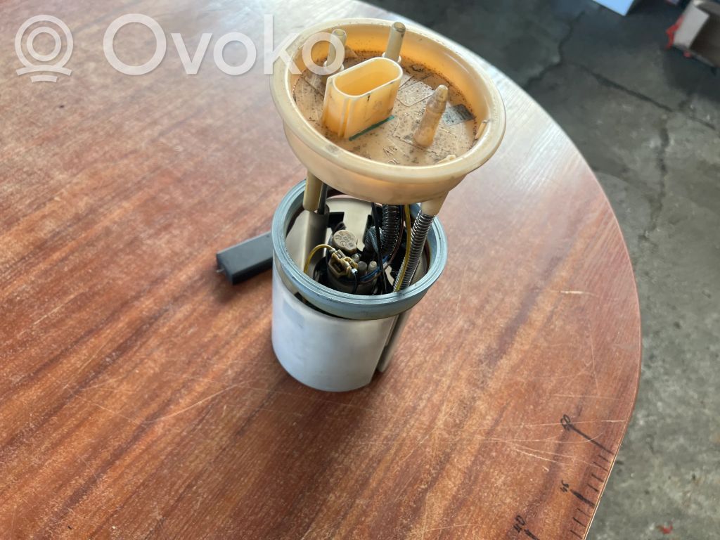 Volkswagen Caddy Pompa carburante immersa 