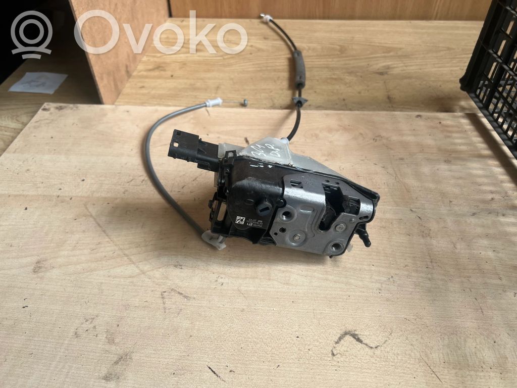 Peugeot 301 Priekšpusē slēdzene 