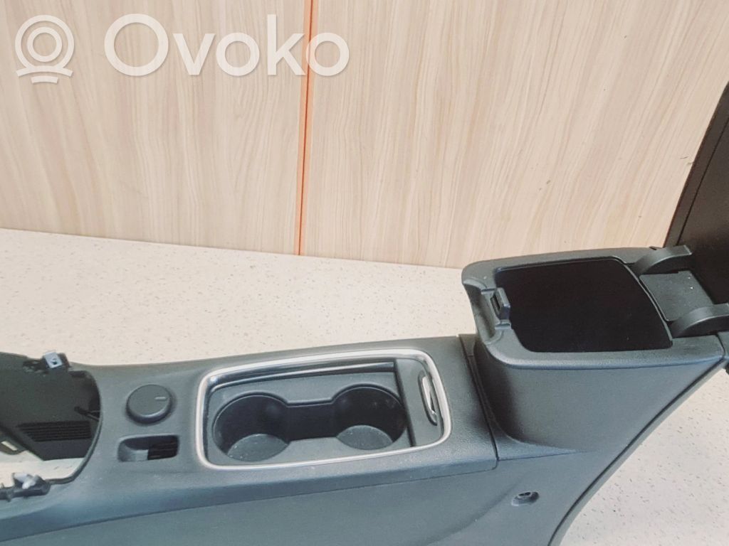 Armrest   39124504,09X07341,13412340