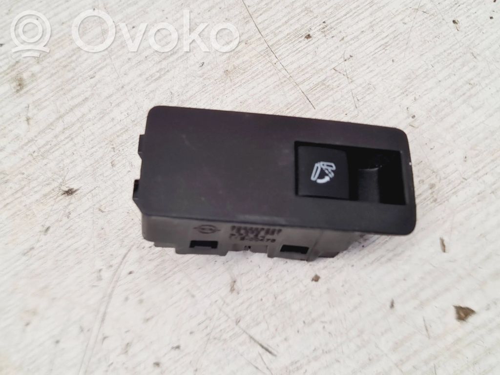 Opel Astra K Seat control switch 