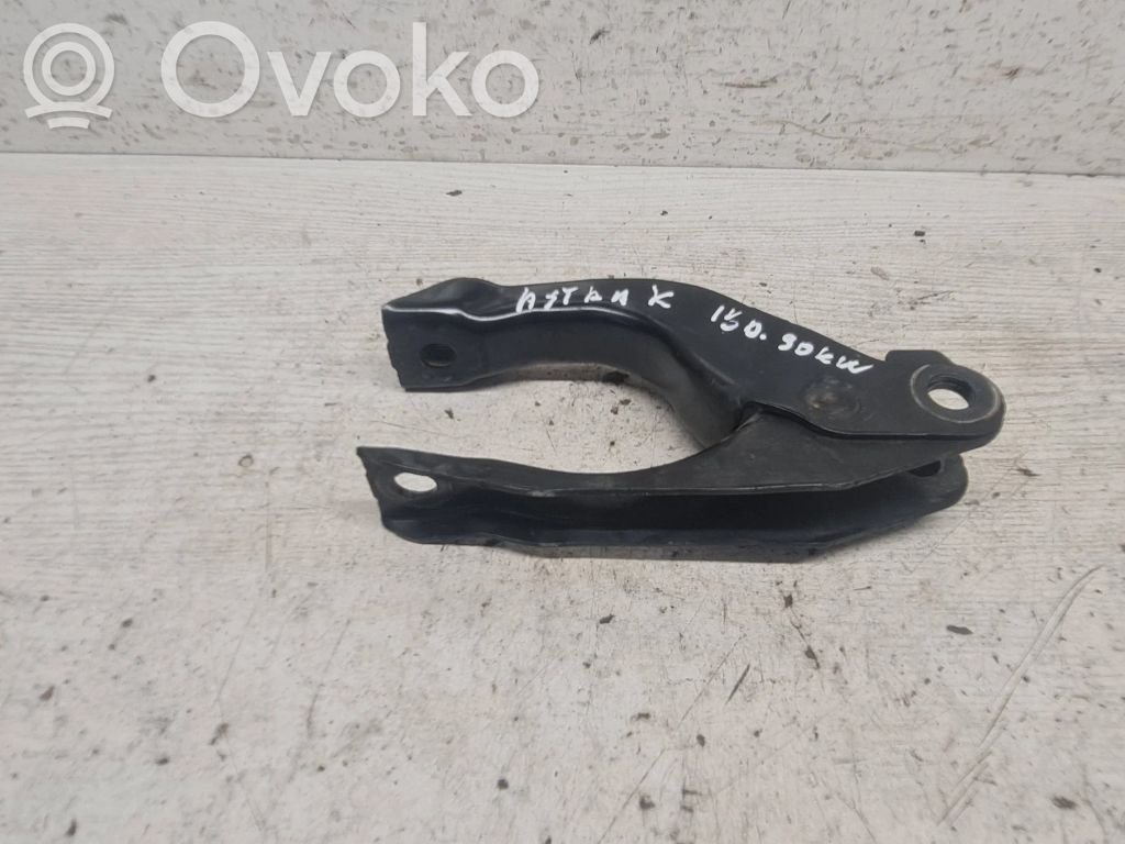 Opel Astra K Gearbox mounting bracket 