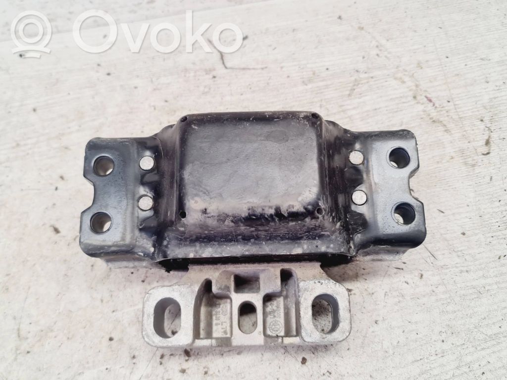 Seat Leon (1P) Engine mount bracket 