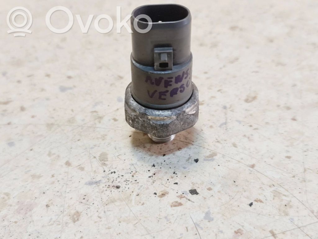 Toyota Avensis Verso Air conditioning (A/C) pressure sensor 