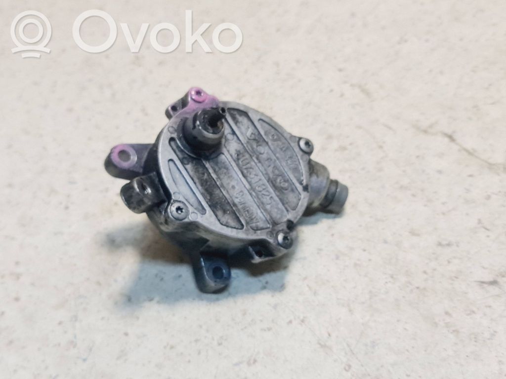 Volvo V70 Vacuum pump 