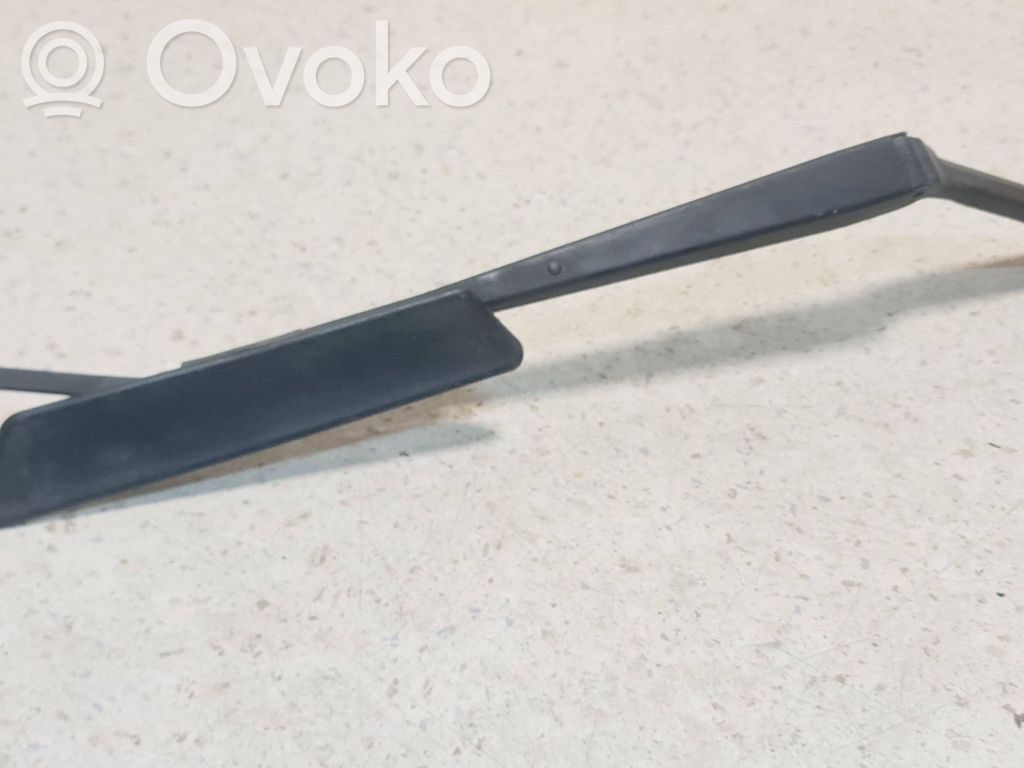 Mazda 323 F Front wiper blade arm 