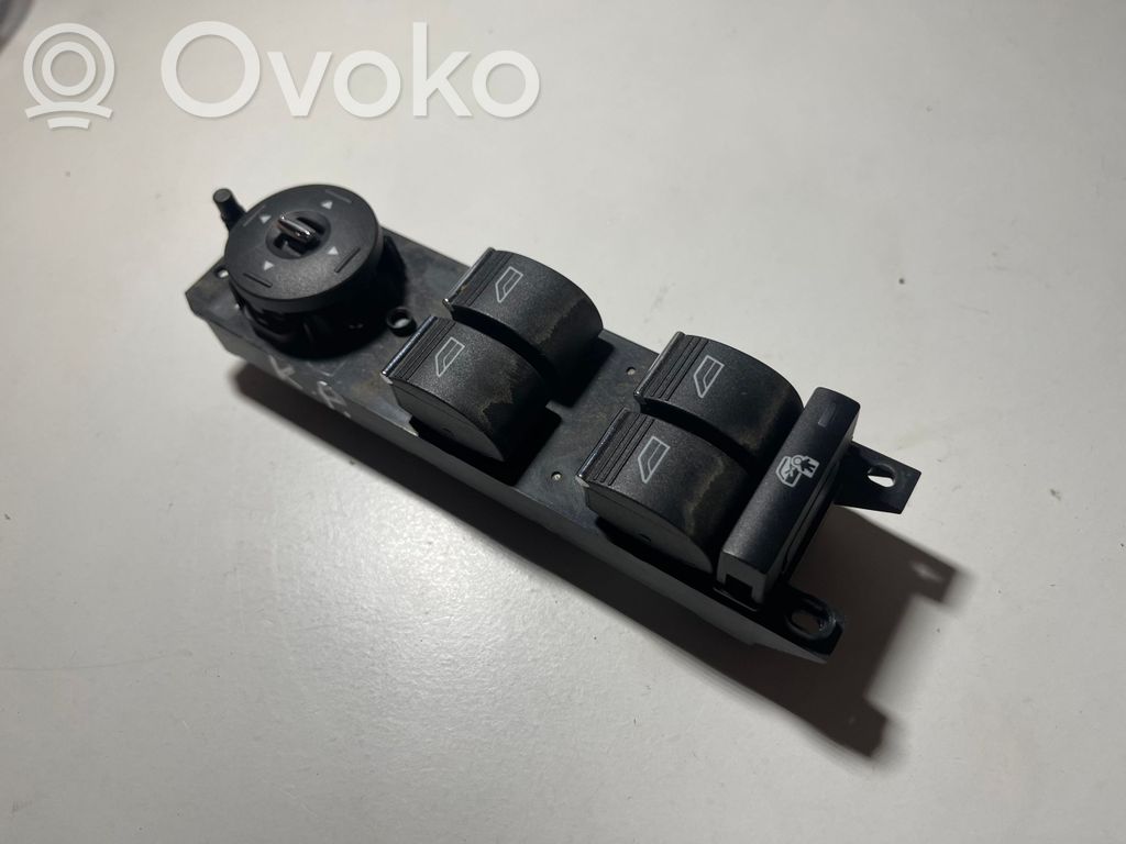 Ford Grand C-MAX Interrupteur commade lève-vitre 