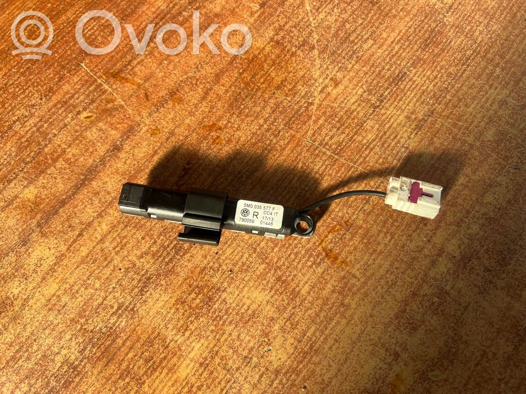 Volkswagen Golf Plus Antenos stiprintuvas 